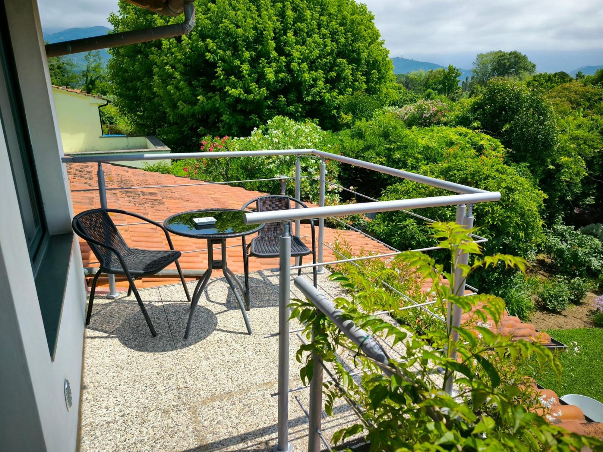 Versilia - Pietrasanta - Le Colmate Guesthouse Tonfano Luaran gambar